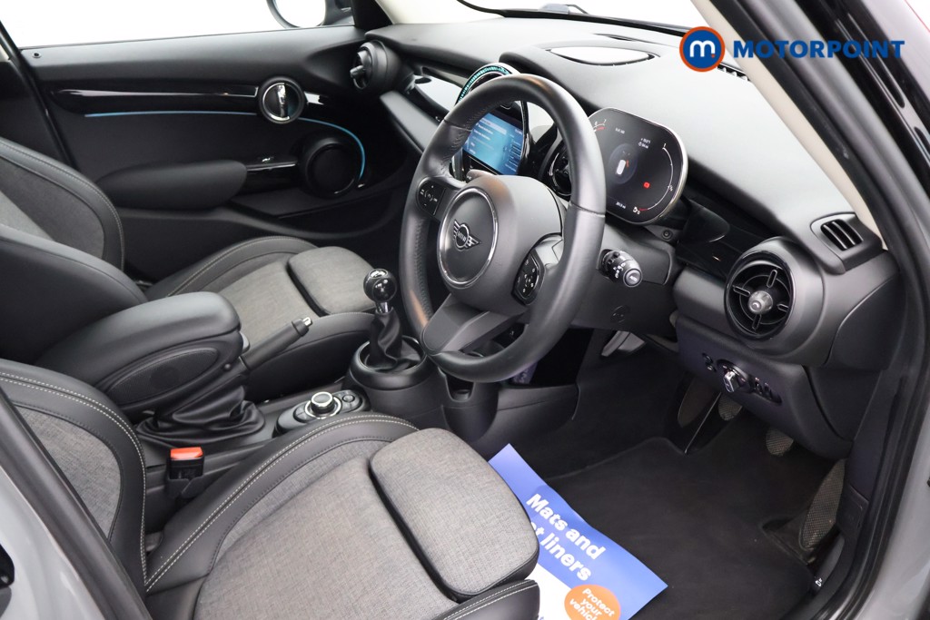 Mini Hatchback Cooper Classic Manual Petrol Hatchback - Stock Number (1651543) - 15th supplementary image