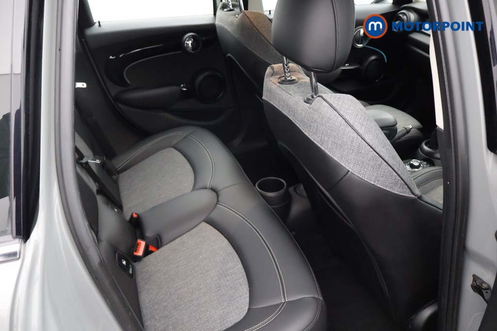 Mini Hatchback Cooper Classic Manual Petrol Hatchback - Stock Number (1651543) - 18th supplementary image