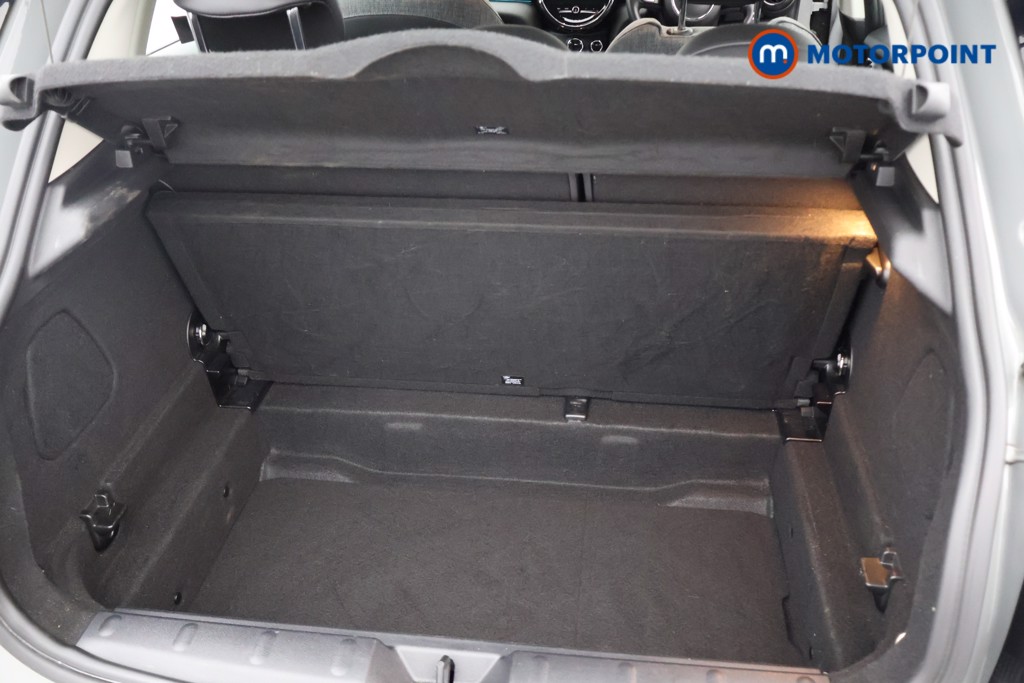 Mini Hatchback Cooper Classic Manual Petrol Hatchback - Stock Number (1651543) - 19th supplementary image