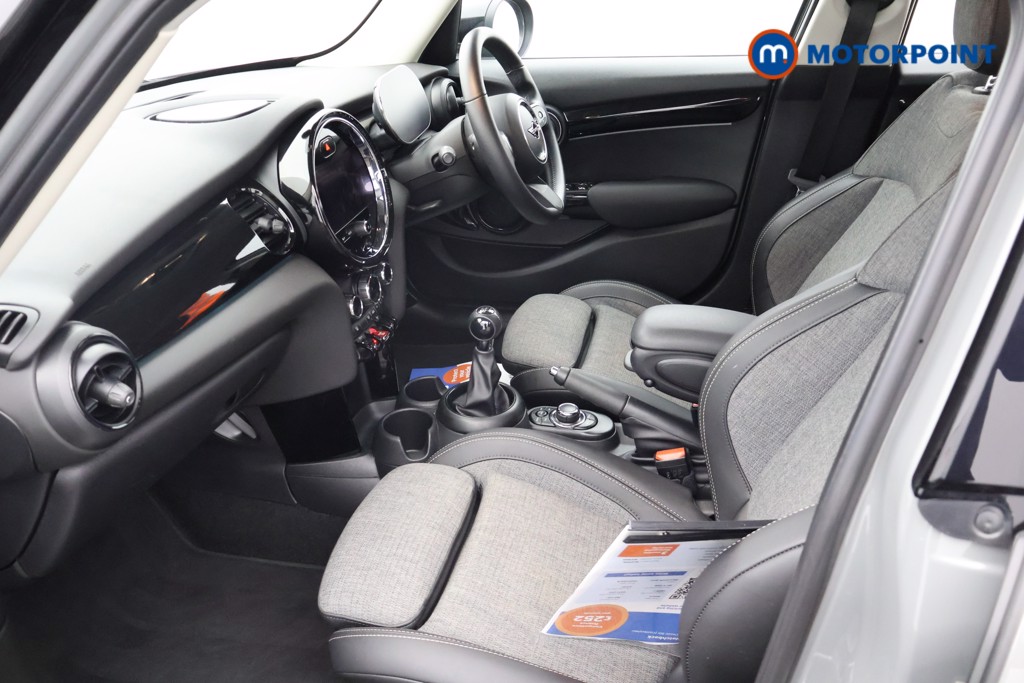 Mini Hatchback Cooper Classic Manual Petrol Hatchback - Stock Number (1651543) - 23rd supplementary image