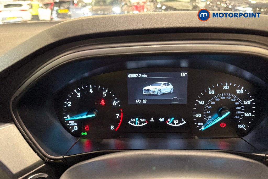 Ford Focus St-Line Style Manual Petrol Hatchback - Stock Number (1652187) - 8th supplementary image