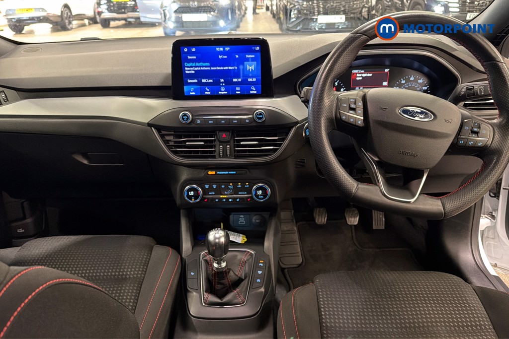 Ford Focus St-Line Style Manual Petrol Hatchback - Stock Number (1652187) - 1st supplementary image