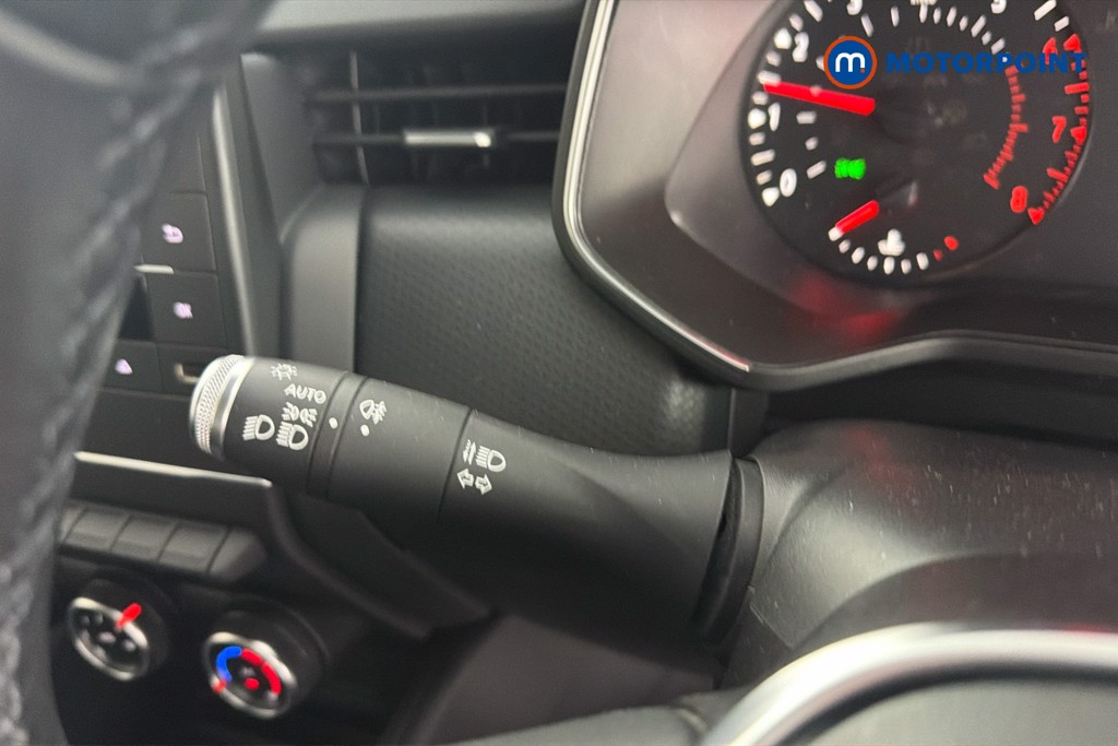 Renault Clio Play Manual Petrol Hatchback - Stock Number (1652511) - 6th supplementary image