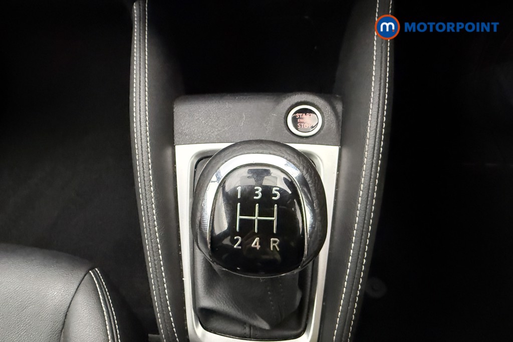 Nissan Micra N-Sport Manual Petrol Hatchback - Stock Number (1652685) - 8th supplementary image