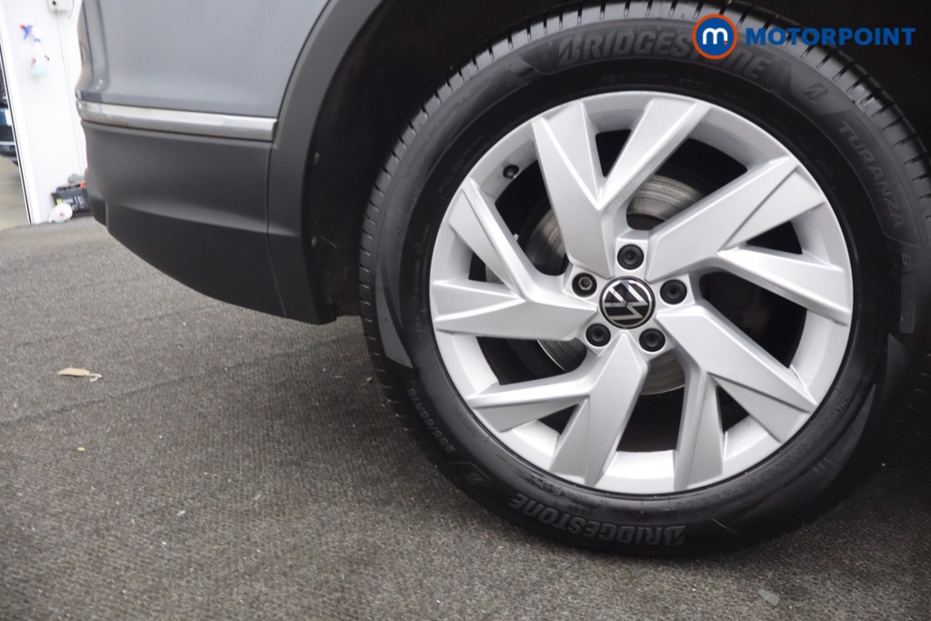 Volkswagen Tiguan Allspace Life Automatic Petrol SUV - Stock Number (1653319) - 6th supplementary image