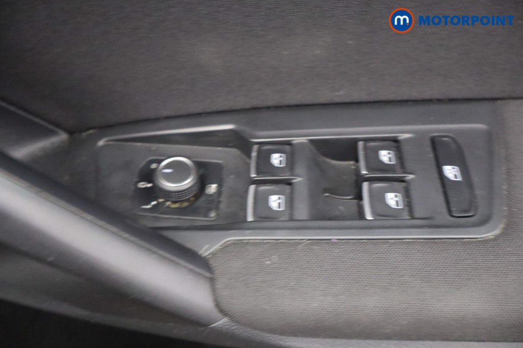 Volkswagen Tiguan Allspace Life Automatic Petrol SUV - Stock Number (1653319) - 12th supplementary image