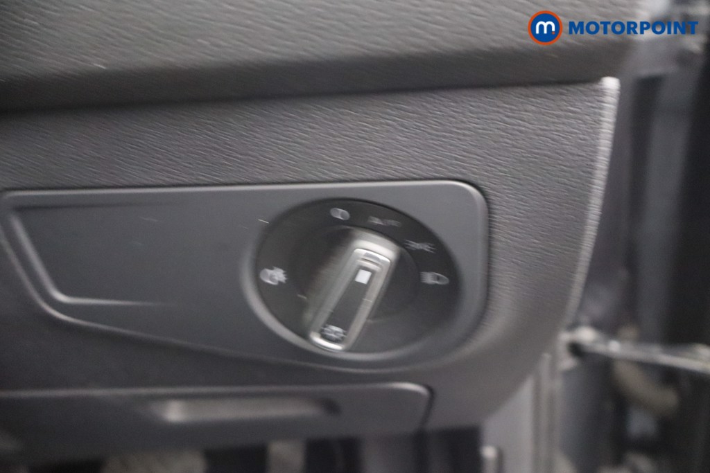 Volkswagen Tiguan Allspace Life Automatic Petrol SUV - Stock Number (1653319) - 15th supplementary image