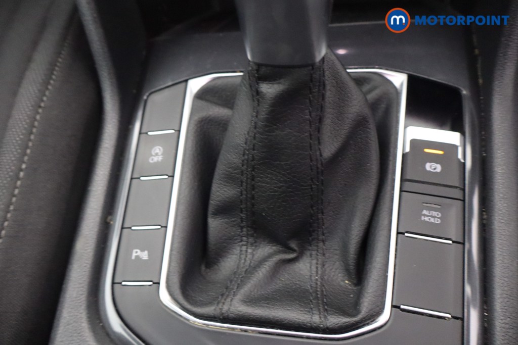 Volkswagen Tiguan Allspace Life Automatic Petrol SUV - Stock Number (1653319) - 18th supplementary image