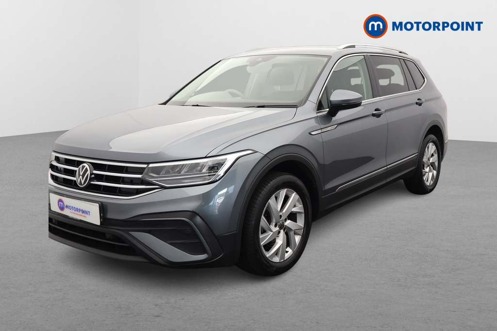 Volkswagen Tiguan Allspace Life Automatic Petrol SUV - Stock Number (1653319) - Passenger side front corner