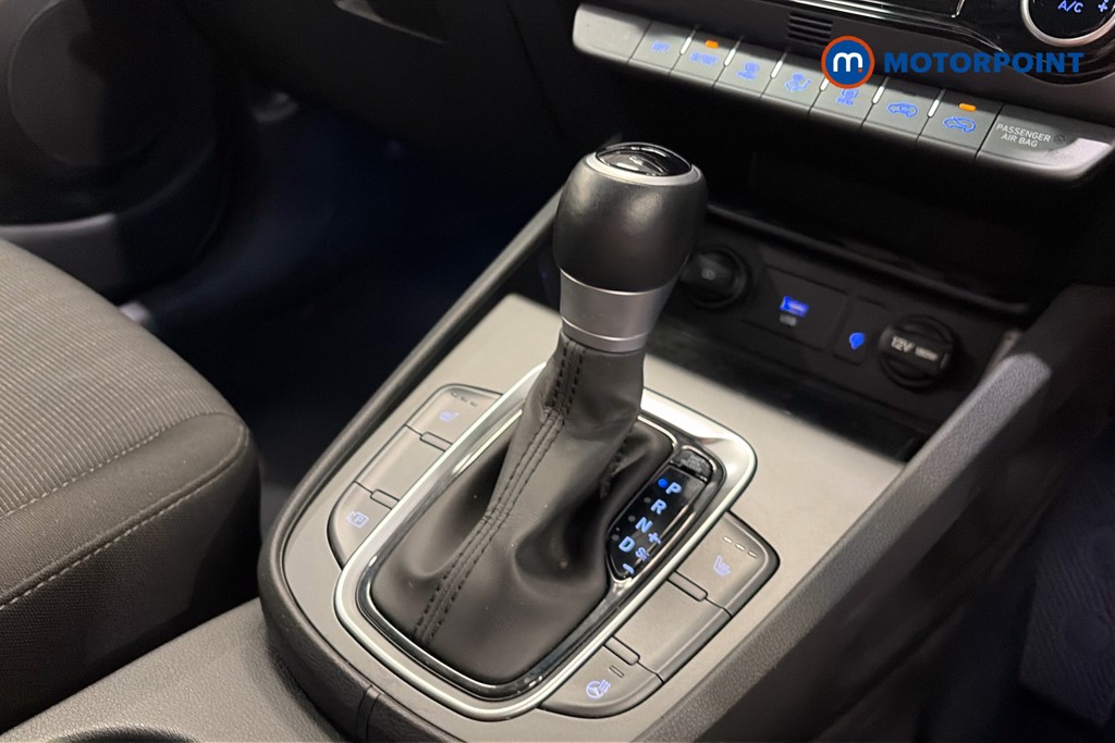 Hyundai Kona Premium Automatic Petrol-Electric Hybrid SUV - Stock Number (1653321) - 15th supplementary image