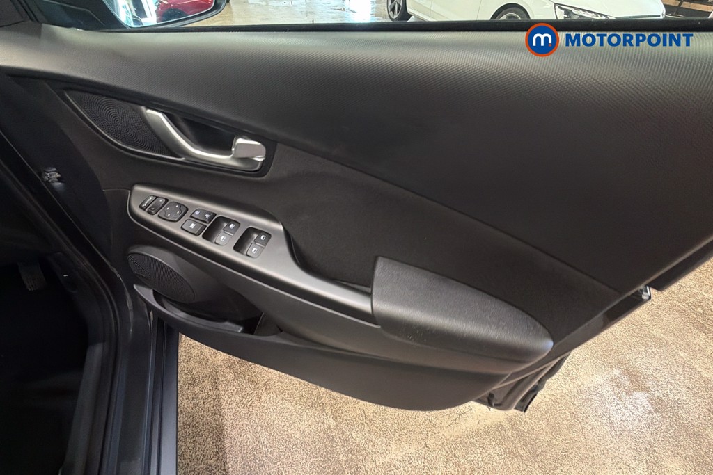 Hyundai Kona Premium Automatic Petrol-Electric Hybrid SUV - Stock Number (1653321) - 19th supplementary image