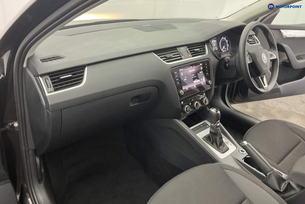 Skoda Octavia Se Drive Automatic Petrol Hatchback - Stock Number (1653623) - 9th supplementary image