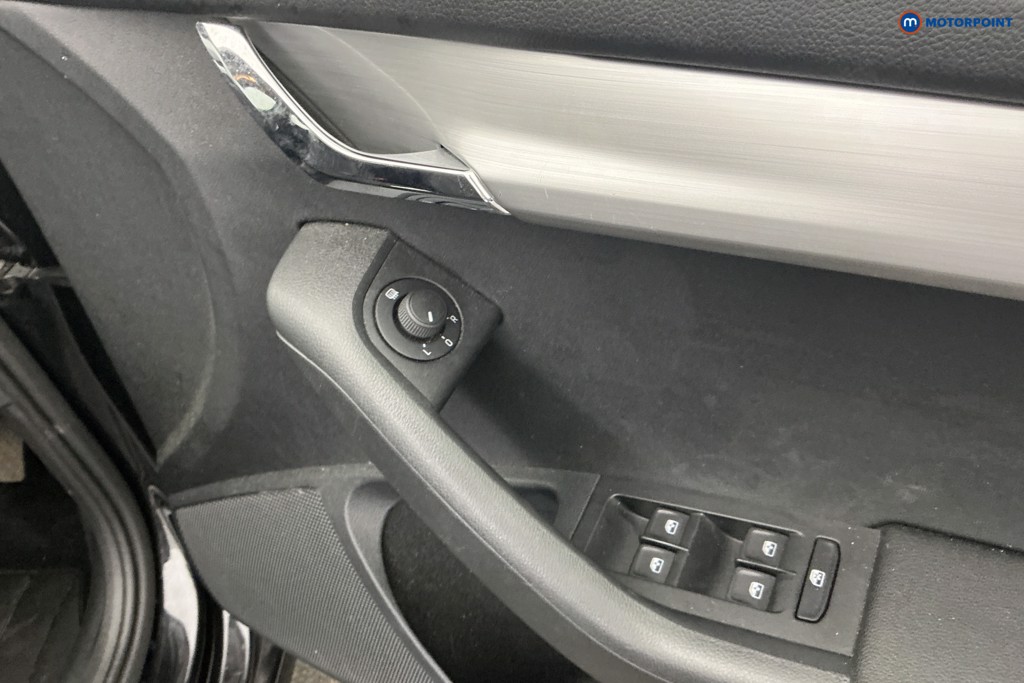 Skoda Octavia Se Drive Automatic Petrol Hatchback - Stock Number (1653623) - 25th supplementary image