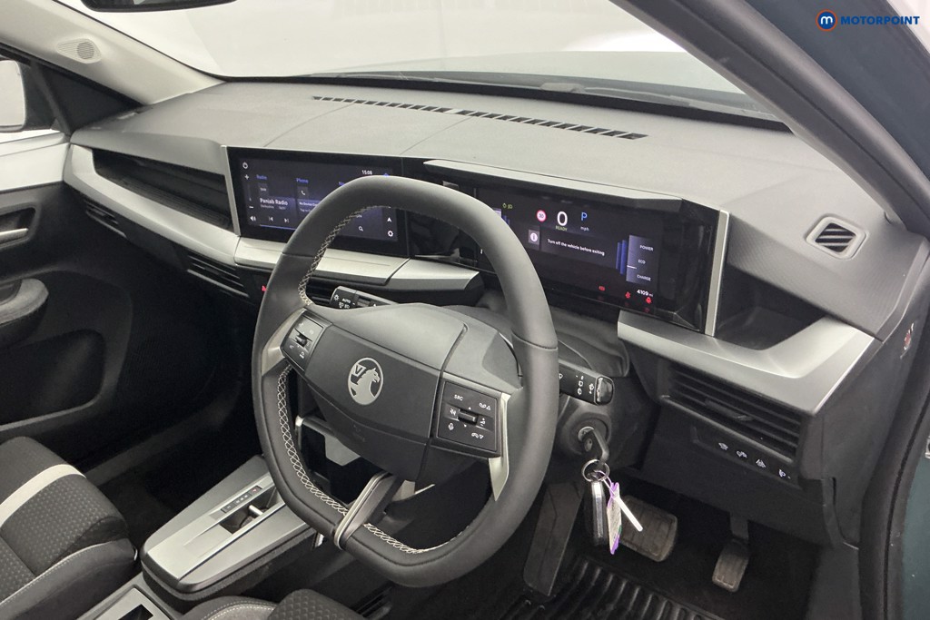 Vauxhall Frontera Ultimate Automatic Electric SUV - Stock Number (1653935) - 8th supplementary image