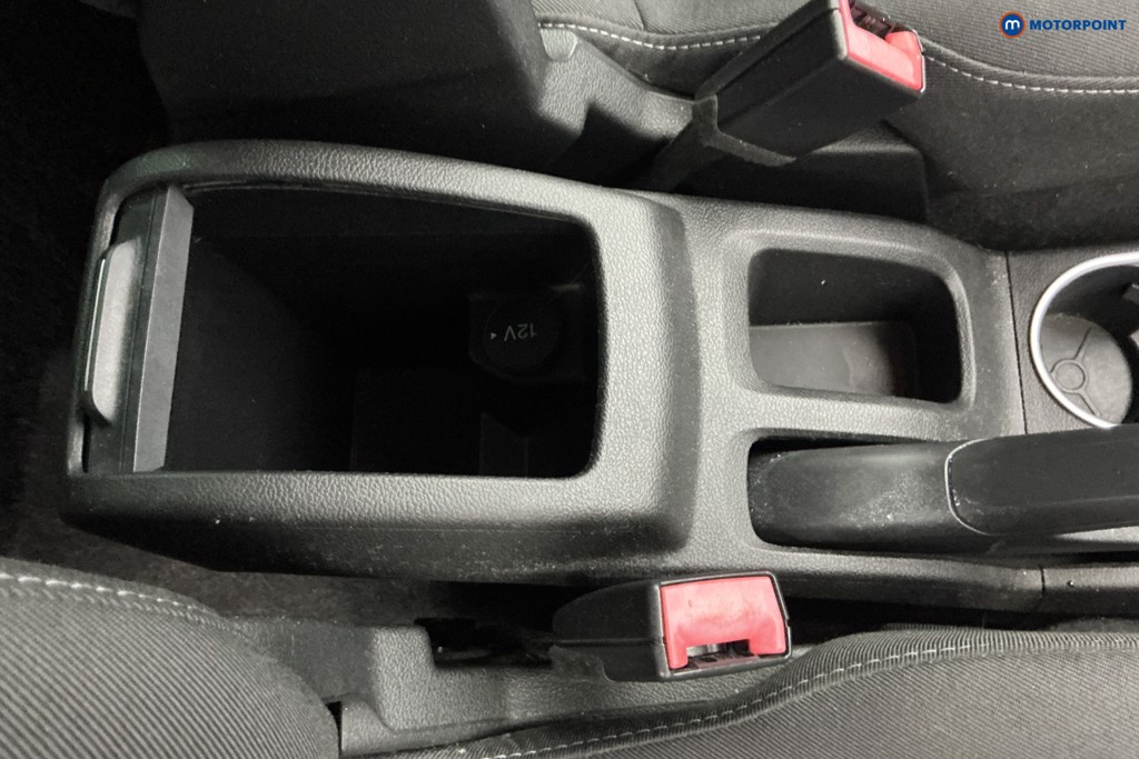 Ford B-Max Titanium Automatic Petrol People Carrier - Stock Number (1654156) - 13th supplementary image