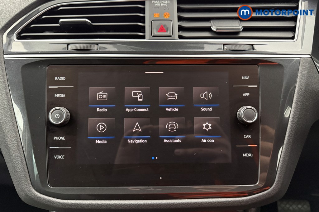 Volkswagen Tiguan Life Automatic Petrol SUV - Stock Number (1654478) - 7th supplementary image