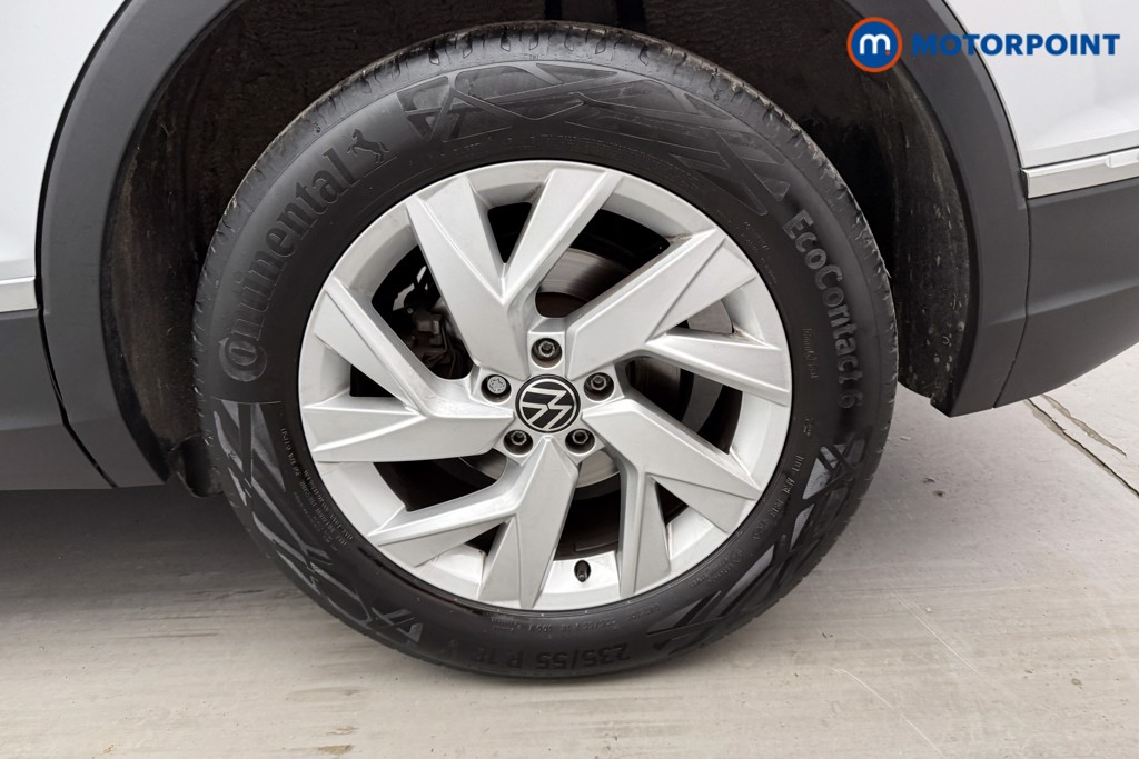 Volkswagen Tiguan Life Automatic Petrol SUV - Stock Number (1654478) - 24th supplementary image