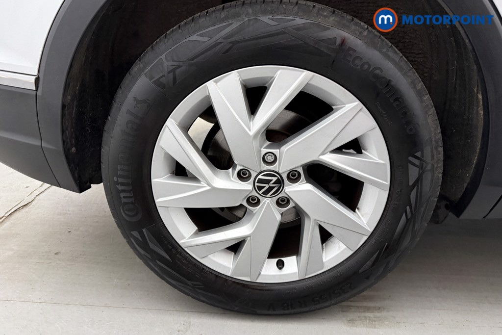 Volkswagen Tiguan Life Automatic Petrol SUV - Stock Number (1654478) - 25th supplementary image