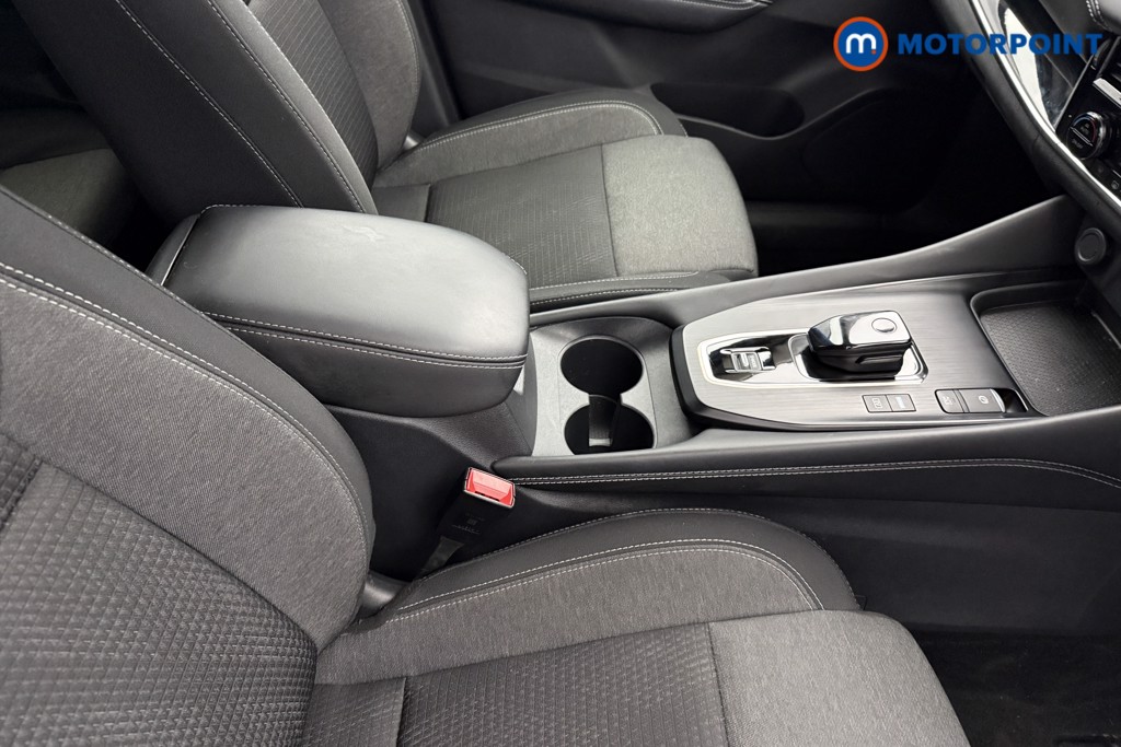 Nissan Qashqai N-Connecta Automatic Petrol-Electric Hybrid SUV - Stock Number (1654664) - 11th supplementary image