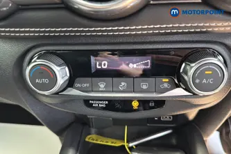 Nissan Juke N-Connecta Automatic Petrol-Electric Hybrid SUV - Stock Number (1654741) - 12th supplementary image
