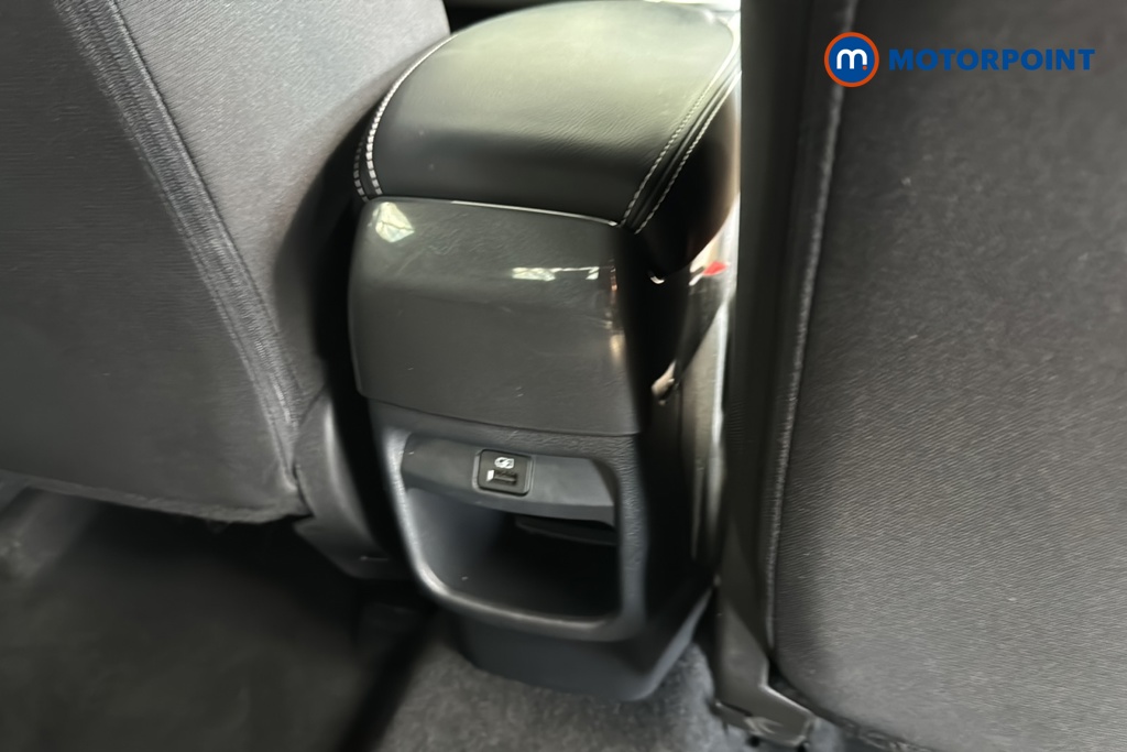 Nissan Juke N-Connecta Automatic Petrol-Electric Hybrid SUV - Stock Number (1654741) - 28th supplementary image