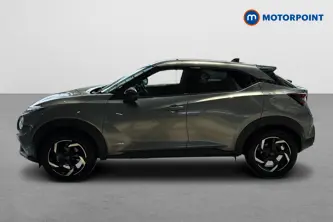 Nissan Juke N-Connecta Automatic Petrol-Electric Hybrid SUV - Stock Number (1654741) - Drivers side