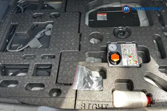 Nissan Juke N-Connecta Automatic Petrol-Electric Hybrid SUV - Stock Number (1654741) - 33rd supplementary image