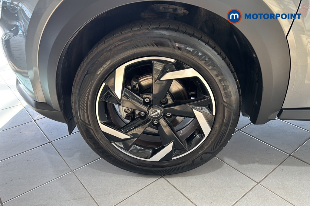Nissan Juke N-Connecta Automatic Petrol-Electric Hybrid SUV - Stock Number (1654741) - 44th supplementary image