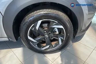 Nissan Juke N-Connecta Automatic Petrol-Electric Hybrid SUV - Stock Number (1654741) - 47th supplementary image