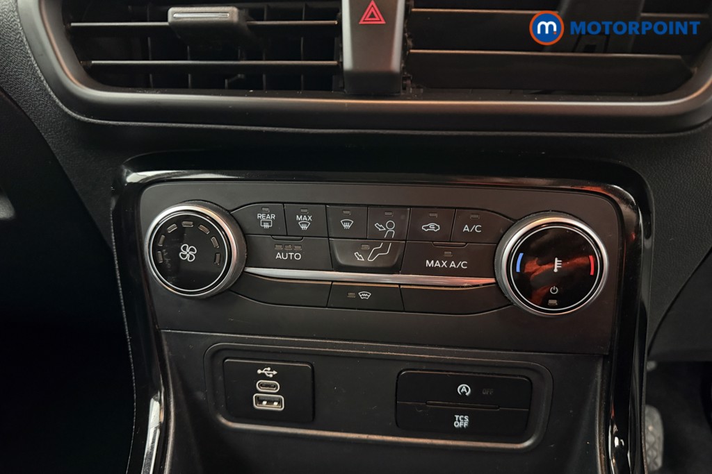 Ford Ecosport Active Manual Petrol SUV - Stock Number (1655200) - 11th supplementary image