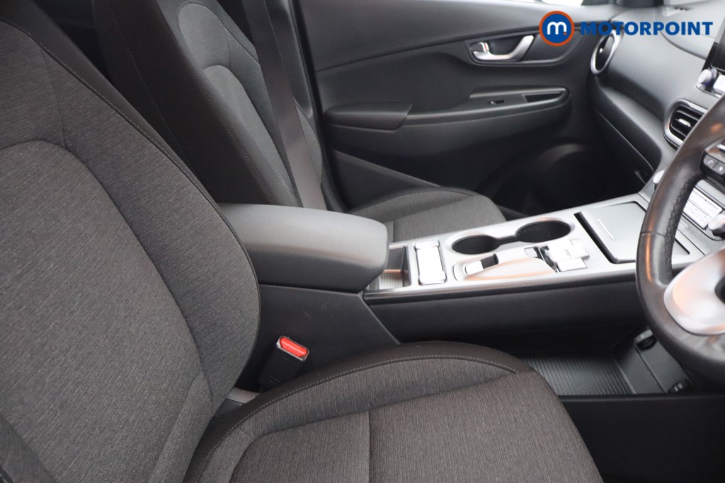 Hyundai Kona Se Connect Automatic Electric SUV - Stock Number (1655324) - 12th supplementary image