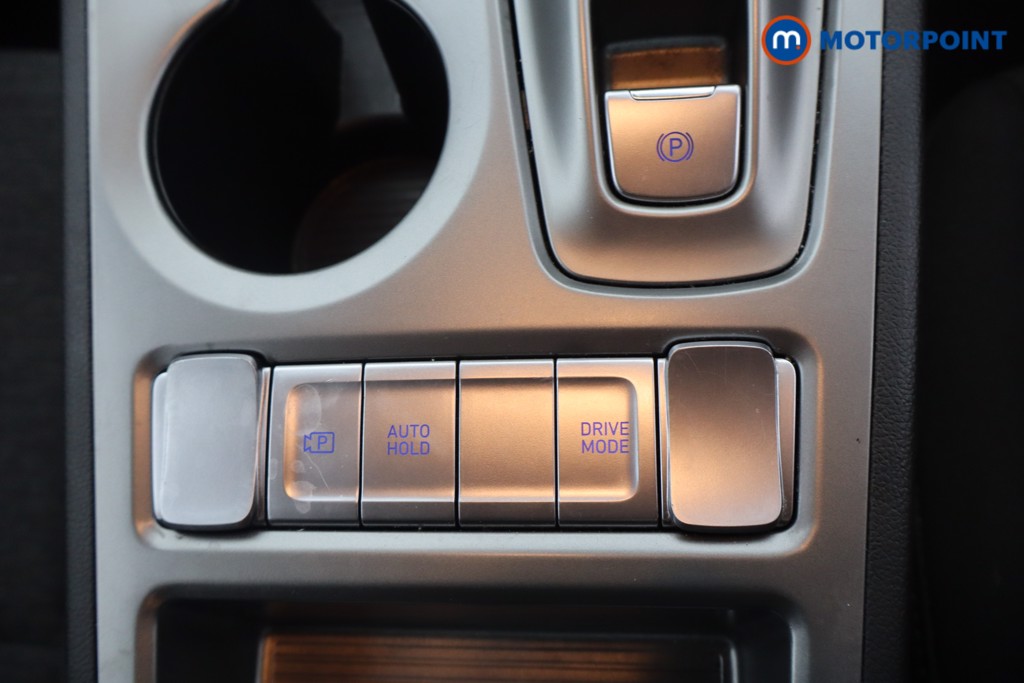 Hyundai Kona Se Connect Automatic Electric SUV - Stock Number (1655324) - 17th supplementary image