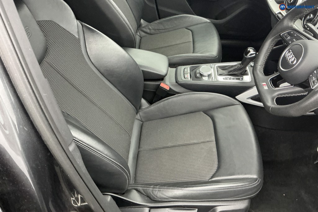 Audi Q2 Black Edition Automatic Petrol SUV - Stock Number (1655332) - 5th supplementary image