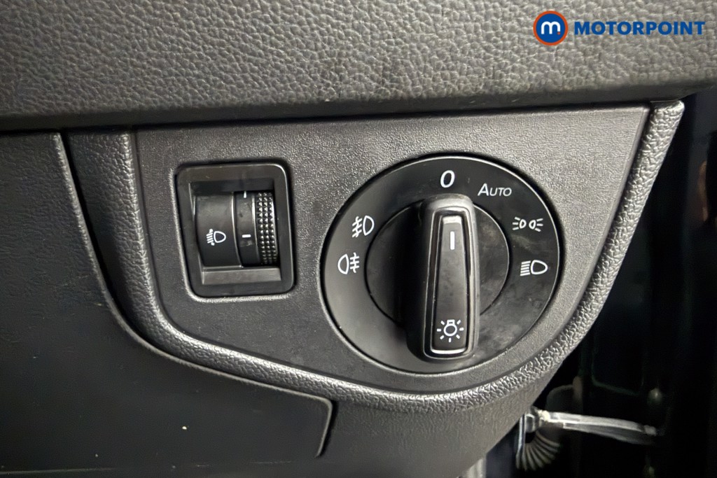 Volkswagen Taigo Life Manual Petrol SUV - Stock Number (1655347) - 5th supplementary image