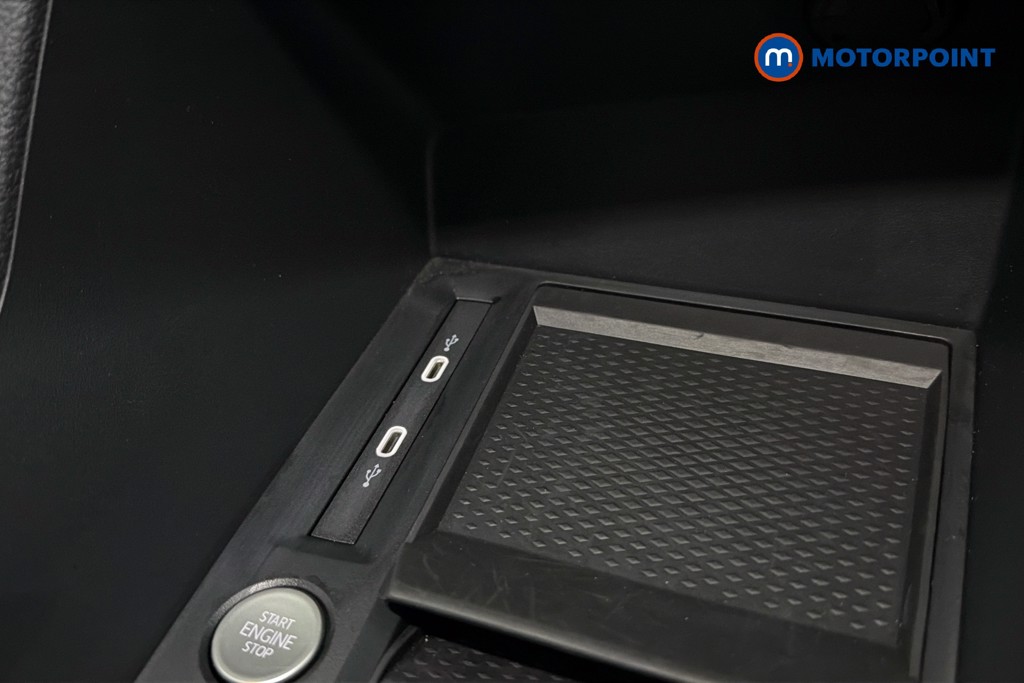 Ford Transit Connect Limited Automatic Petrol Plug-In Hybrid Panel Van - Stock Number (1655391) - 17th supplementary image