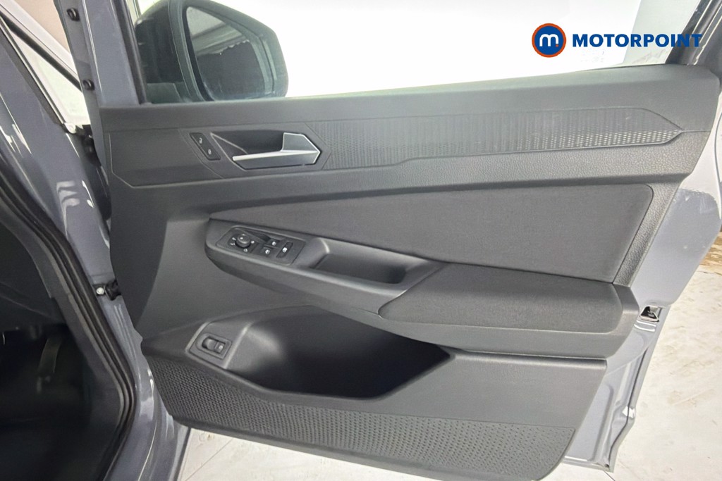 Ford Transit Connect Limited Automatic Petrol Plug-In Hybrid Panel Van - Stock Number (1655391) - 19th supplementary image