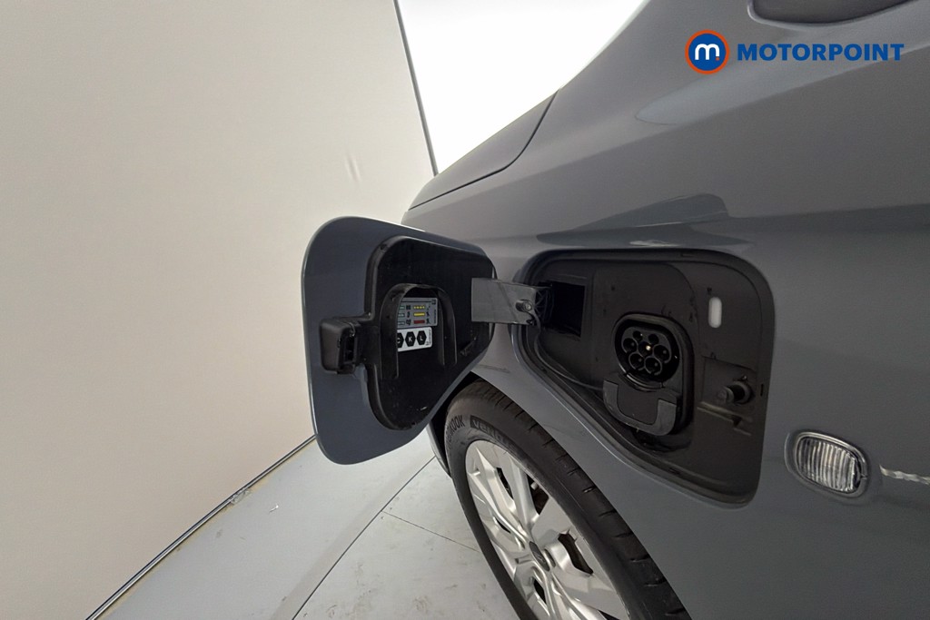 Ford Transit Connect Limited Automatic Petrol Plug-In Hybrid Panel Van - Stock Number (1655391) - 41st supplementary image