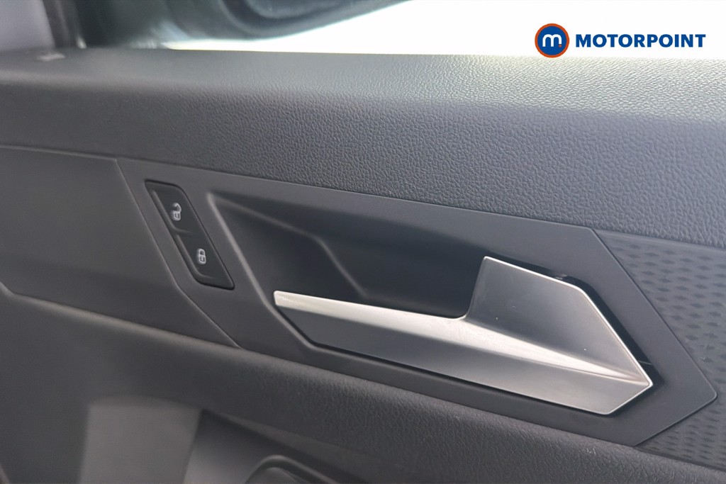Ford Transit Connect Limited Automatic Petrol Plug-In Hybrid Panel Van - Stock Number (1655391) - 42nd supplementary image