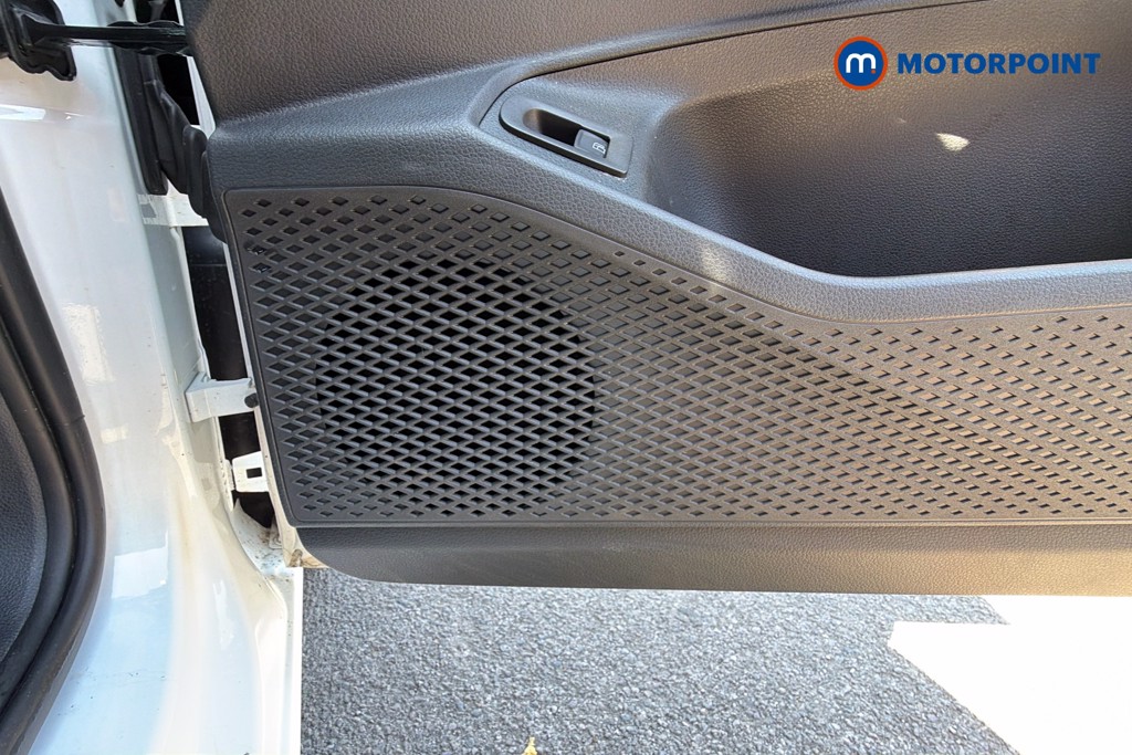 Ford Transit Connect Limited Automatic Petrol Plug-In Hybrid Panel Van - Stock Number (1655481) - 21st supplementary image