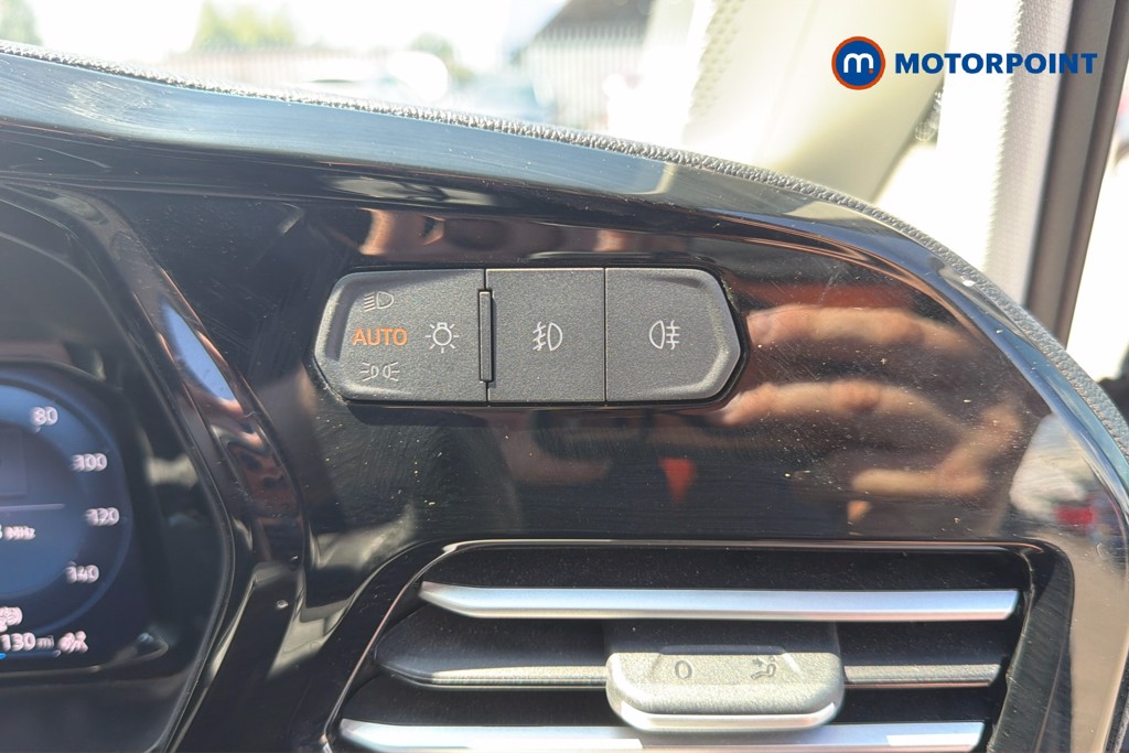 Ford Transit Connect Limited Automatic Petrol Plug-In Hybrid Panel Van - Stock Number (1655507) - 18th supplementary image