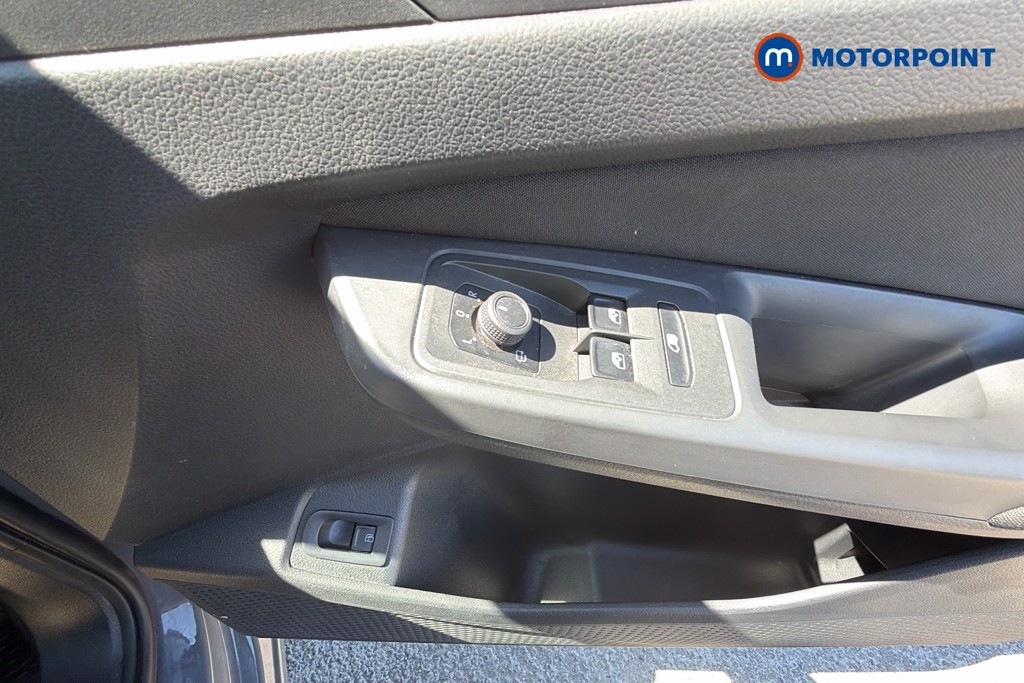 Ford Transit Connect Limited Automatic Petrol Plug-In Hybrid Panel Van - Stock Number (1655507) - 20th supplementary image