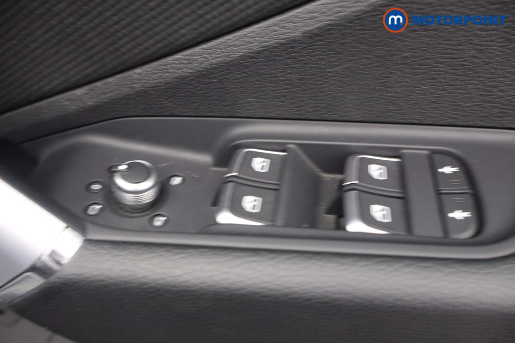 Audi Q2 S Line Automatic Petrol SUV - Stock Number (1655901) - 12th supplementary image