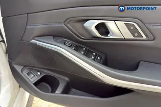 BMW 3 Series M Sport Automatic Petrol Plug-In Hybrid Estate - Stock Number (1656013) - 19th supplementary image
