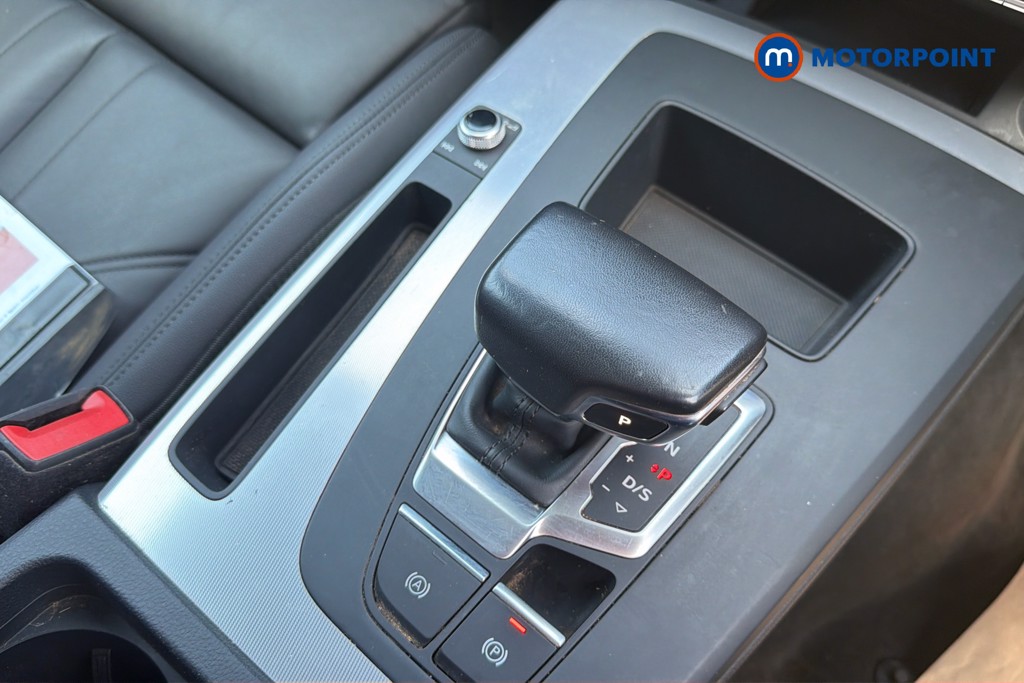 Audi Q5 Sport Automatic Diesel SUV - Stock Number (1656080) - 15th supplementary image