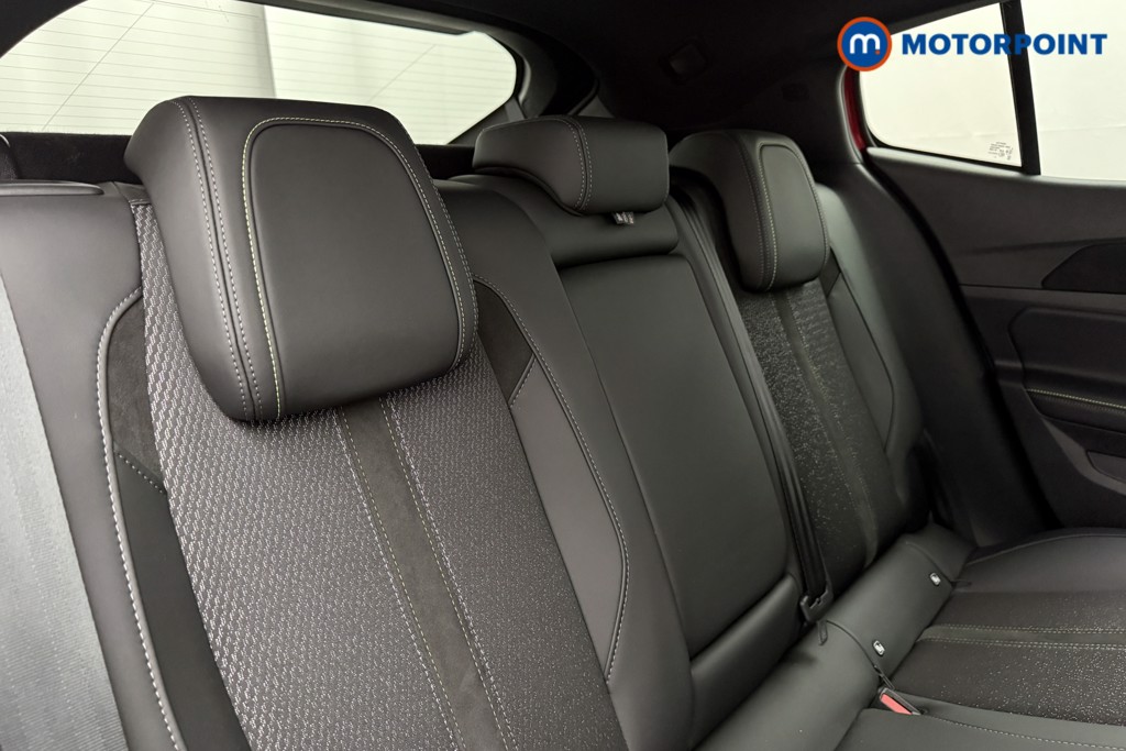 Peugeot 408 GT Automatic Petrol Hatchback - Stock Number (1656369) - 20th supplementary image