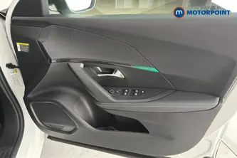 Peugeot 2008 Allure Premium-Plus Automatic Electric SUV - Stock Number (1656456) - 18th supplementary image