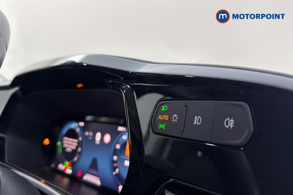Ford Transit Connect Limited Automatic Petrol Plug-In Hybrid Panel Van - Stock Number (1656605) - 18th supplementary image