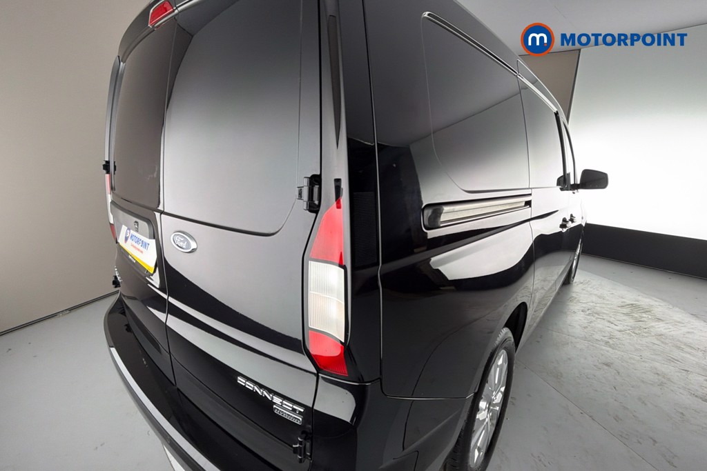 Ford Transit Connect Limited Automatic Petrol Plug-In Hybrid Panel Van - Stock Number (1656605) - 38th supplementary image