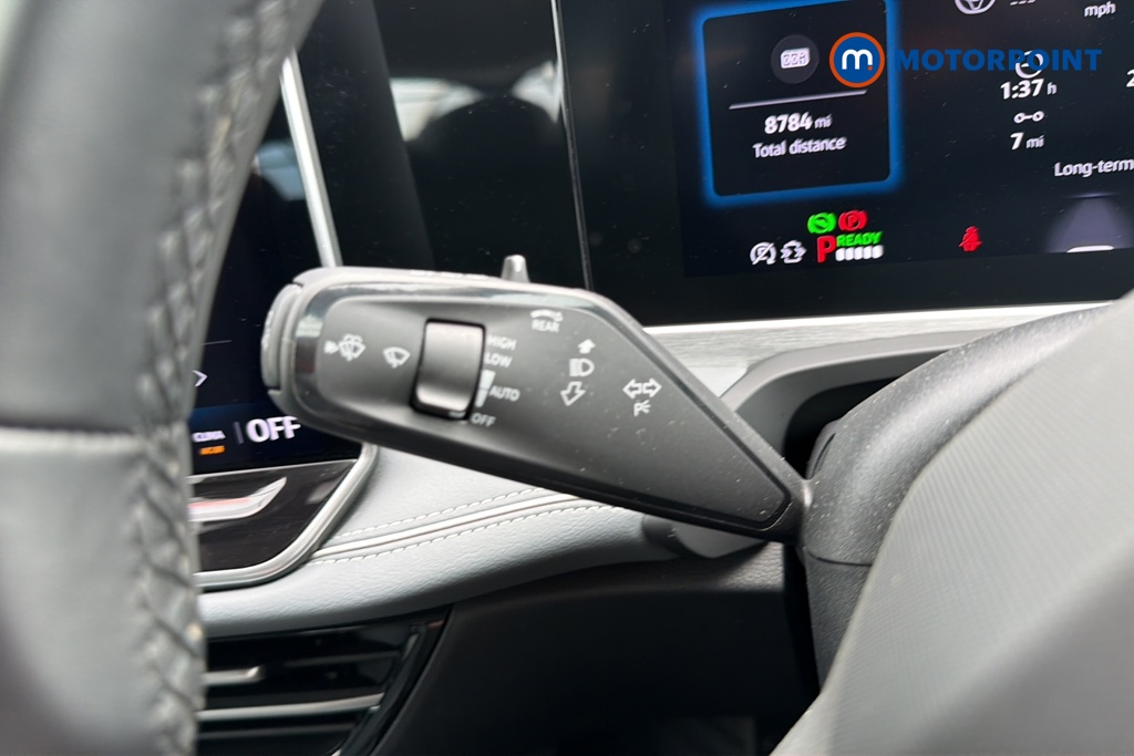 Volkswagen Passat Life Automatic Petrol Plug-In Hybrid Estate - Stock Number (1656623) - 5th supplementary image