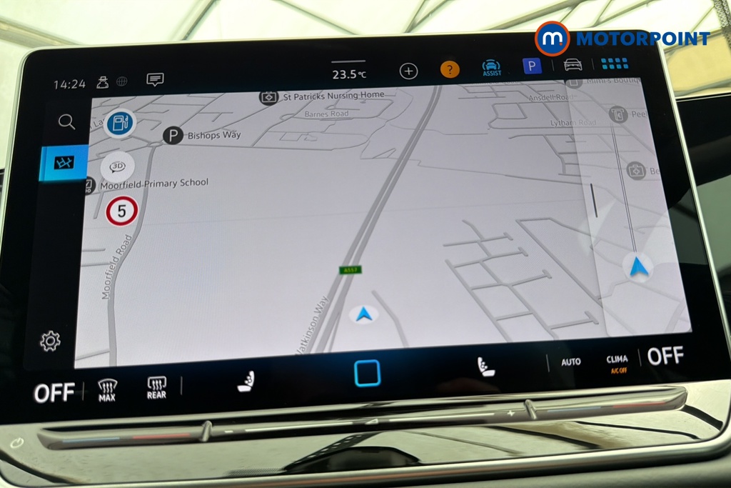 Volkswagen Passat Life Automatic Petrol Plug-In Hybrid Estate - Stock Number (1656623) - 9th supplementary image